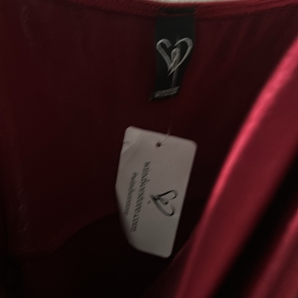 Windsor satin dress - Picture 7 of 9